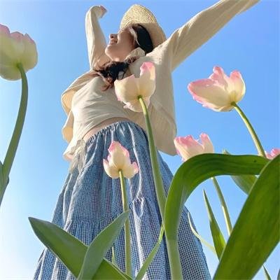 我家宝匣通古今，女帝认我做老公